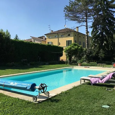 Bed & Breakfast Villino Di Porporano 4*